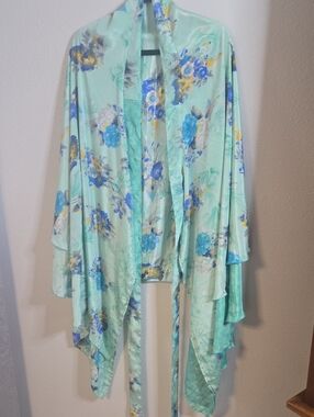 Mint Floral Midi Skirt - Kariza 80% Silk 20% Viscose